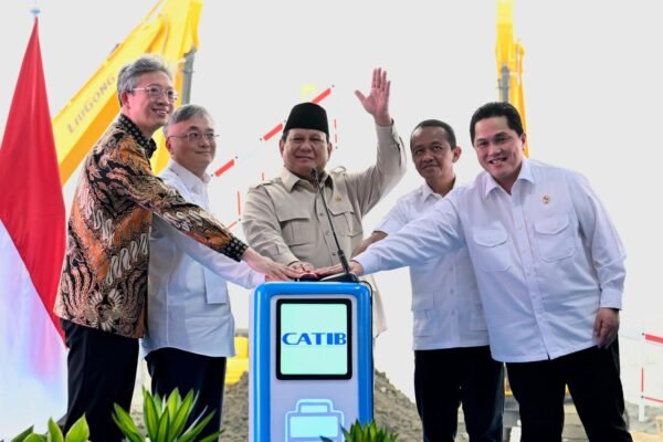 Presiden Prabowo Resmikan Ekosistem Baterai, RI Bidik 100 GW Energi Mandiri